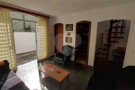 Sobrado à venda com 4 quartos, sendo 1 suíte,  em Planalto Paulista, São Paulo, SP