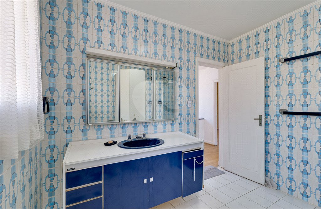 Sobrado à venda com 4 quartos, sendo 1 suíte, em Chácara Santo Antônio (zona Sul), São Paulo, SP