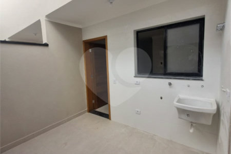 Sobrado à venda com 3 quartos, sendo 1 suíte, em Vila Romero, São Paulo, SP