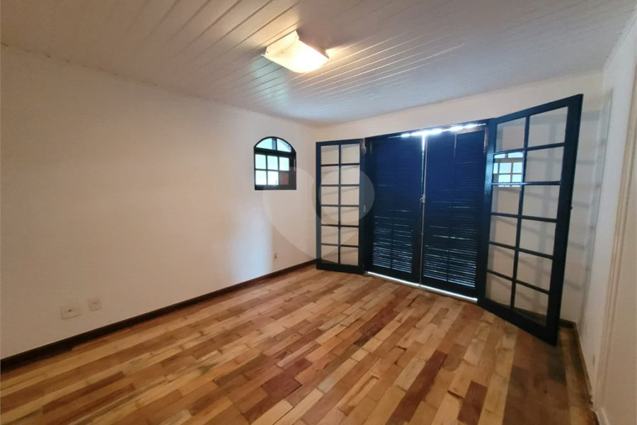 Casa para alugar com 3 quartos, sendo 1 suíte,  no condomínio Alpes da Cantareira, Mairiporã - SP