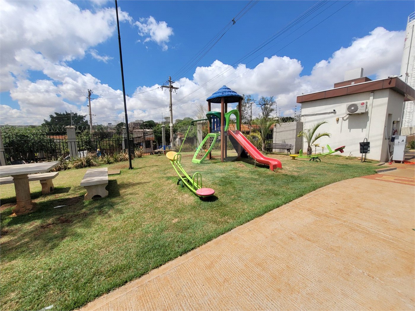 Apartamento à venda com 2 quartos em Bonfim Paulista, Ribeirão Preto, SP