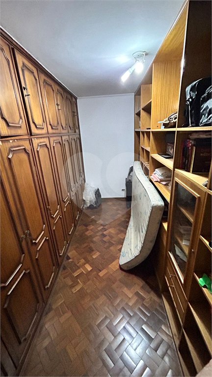 Sobrado à venda com 6 quartos, sendo 1 suíte,  em Sumarezinho, São Paulo, SP