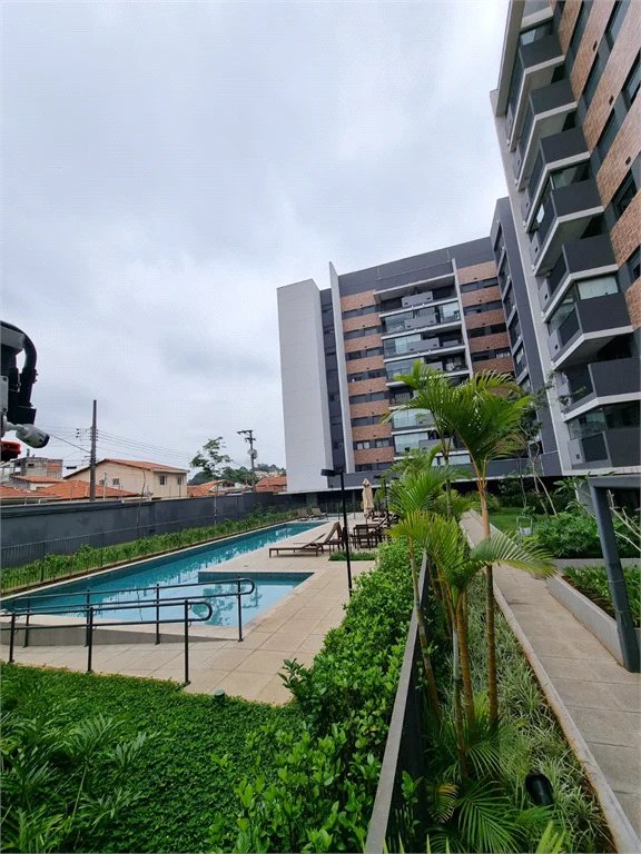 Apartamento à venda com 3 quartos, sendo 1 suíte, em Ferreira, São Paulo, SP