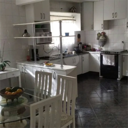 Sobrado à venda ou para alugar com 3 quartos, sendo 1 suíte,  em Jaguaré, São Paulo, SP