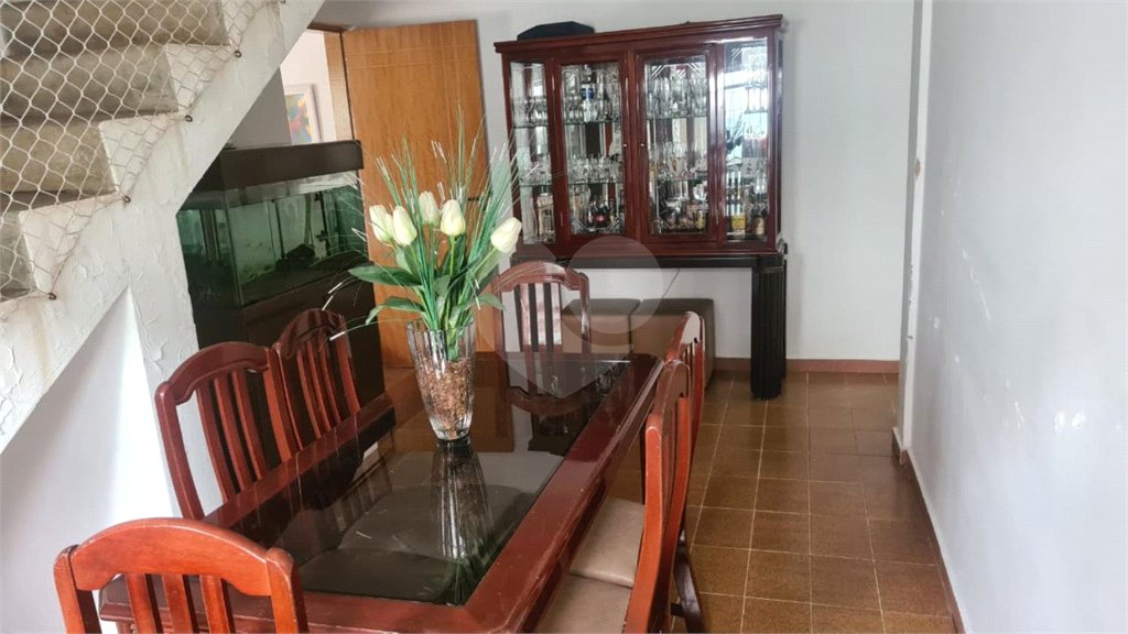 Sobrado à venda com 5 quartos em Vila Germinal, São Paulo, SP