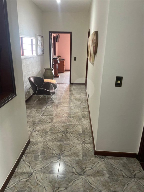 Casa à venda com 7 quartos, sendo 2 suítes, no condomínio São Joaquim, Vinhedo - SP