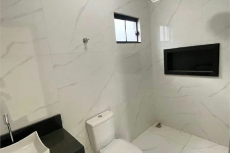 Casa à venda com 3 quartos, sendo 1 suíte,  em Jardim Iracema, Balsas, MA