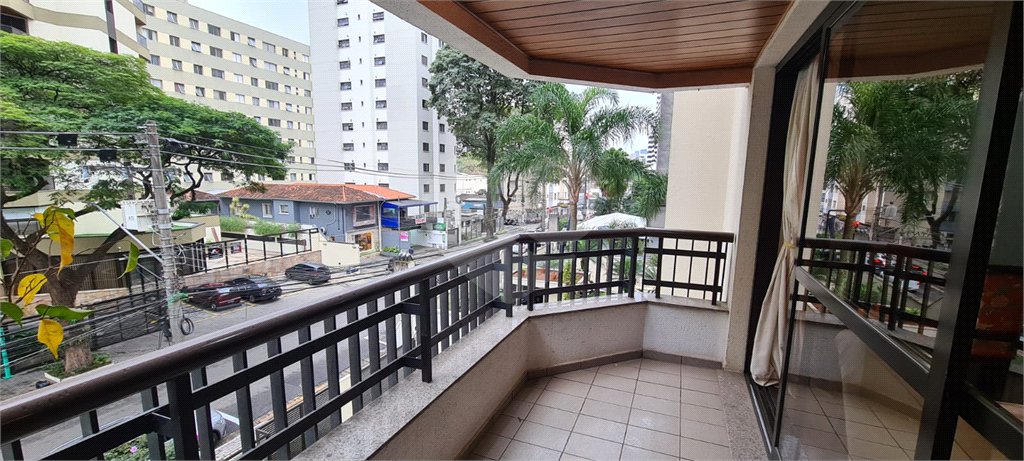 Apartamento à venda com 3 quartos, sendo 1 suíte,  em Indianópolis, São Paulo, SP