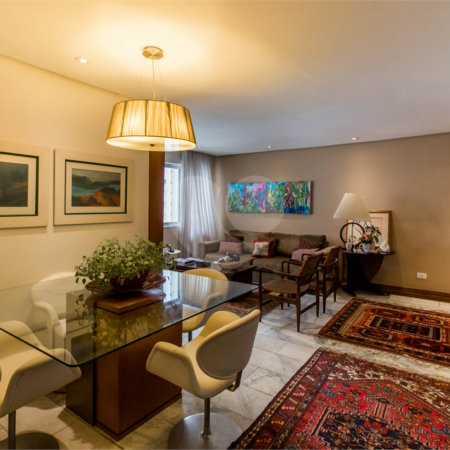Apartamento à venda com 3 quartos, sendo 1 suíte, em Santo Amaro, São Paulo, SP