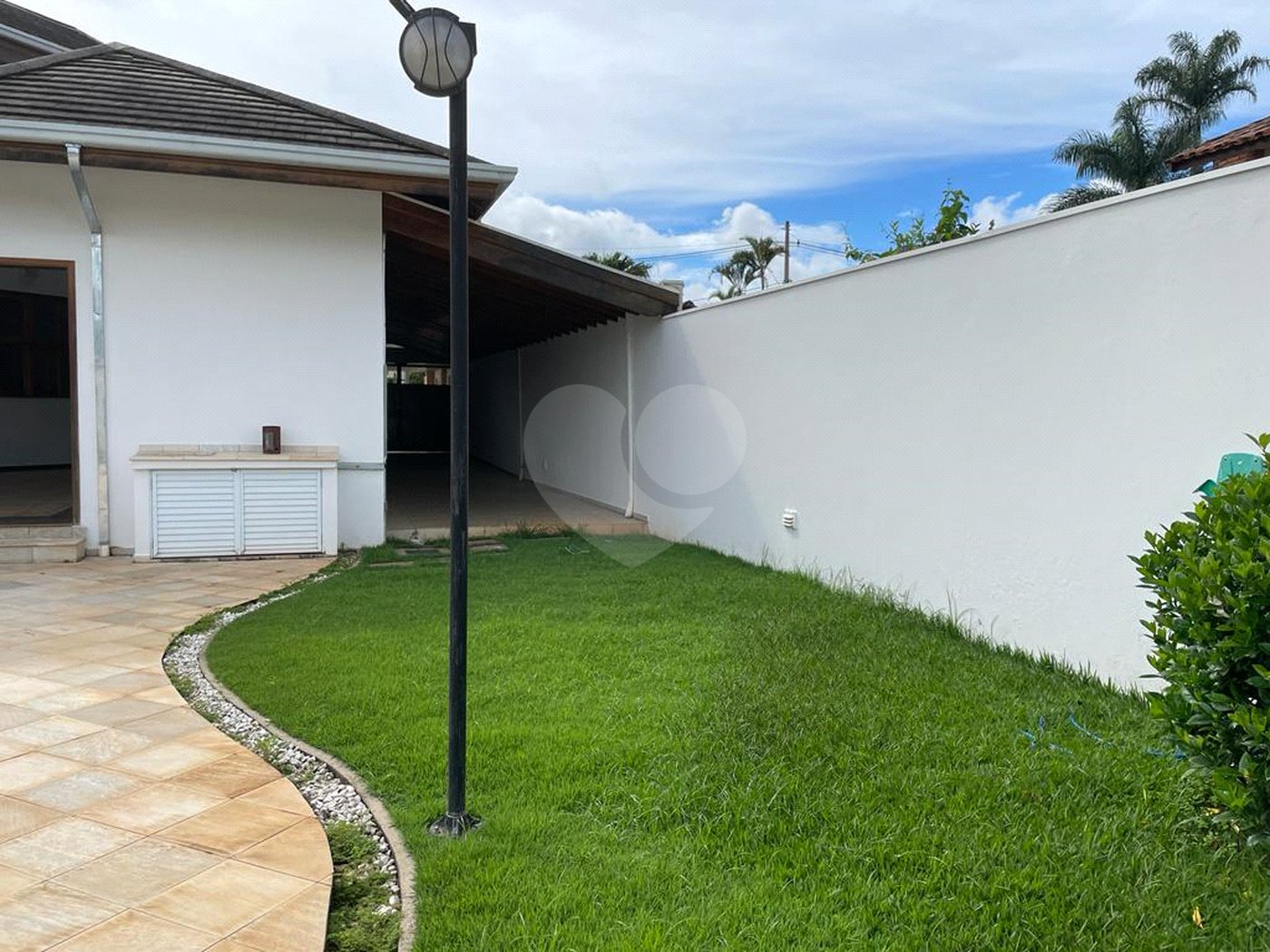Casa à venda com 4 suítes no condomínio São Joaquim, Vinhedo - SP