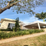Casa à venda com 4 quartos, sendo 3 suítes, no condomínio Arco Iris, Atibaia - SP