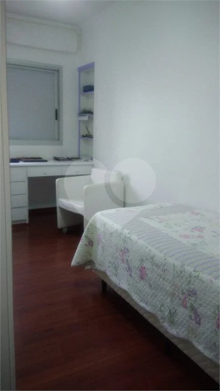 APARTAMENTO PRÓXIMO METRÔ SÃO JUDAS.