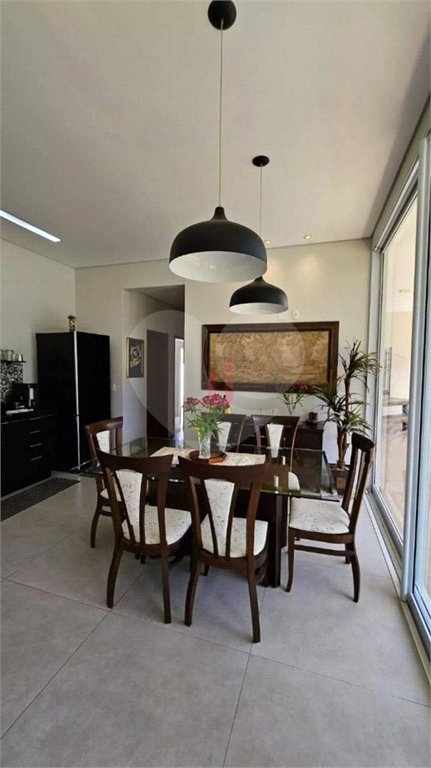 Casa à venda com 3 quartos, sendo 1 suíte, no condomínio Jardim Vale do Lago, Sorocaba - SP