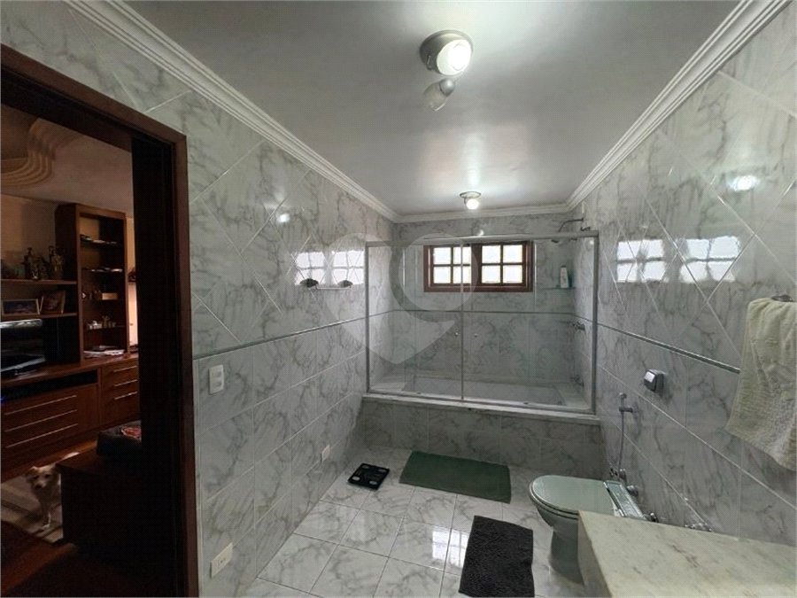 Casa à venda com 4 suítes no condomínio Granja Olga II, Sorocaba - SP