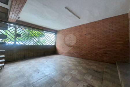 Sobrado à venda com 2 quartos em Vila Antonieta, São Paulo, SP
