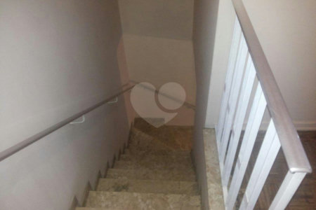 Sobrado à venda com 3 quartos, sendo 1 suíte,  em Granja Julieta, São Paulo, SP