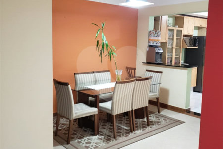 Casa à venda com 6 quartos, sendo 3 suítes, em Alto Ipiranga, Mogi das Cruzes, SP