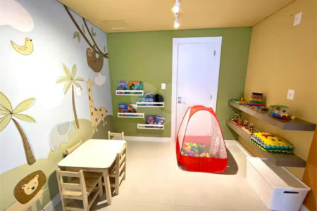 Apartamento à venda com 2 suítes em Jurerê, Florianópolis, SC