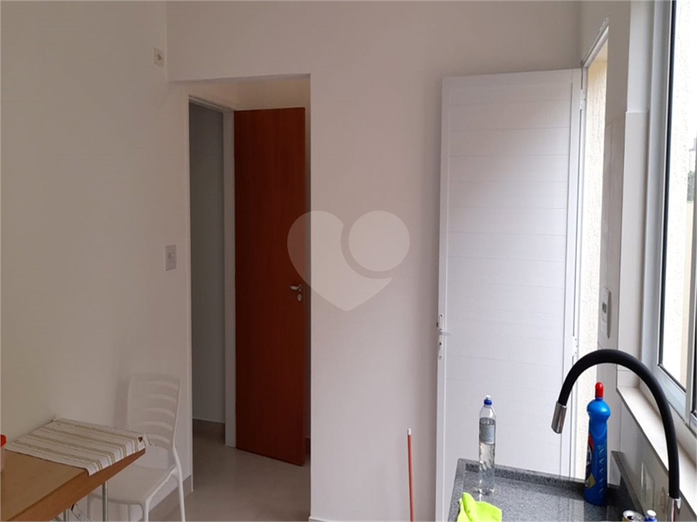 Sobrado à venda com 3 quartos, sendo 1 suíte, em Parque Peruche, São Paulo, SP