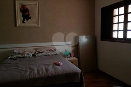 Sobrado à venda com 3 quartos, sendo 1 suíte, em Jardim Sul, São José dos Campos, SP