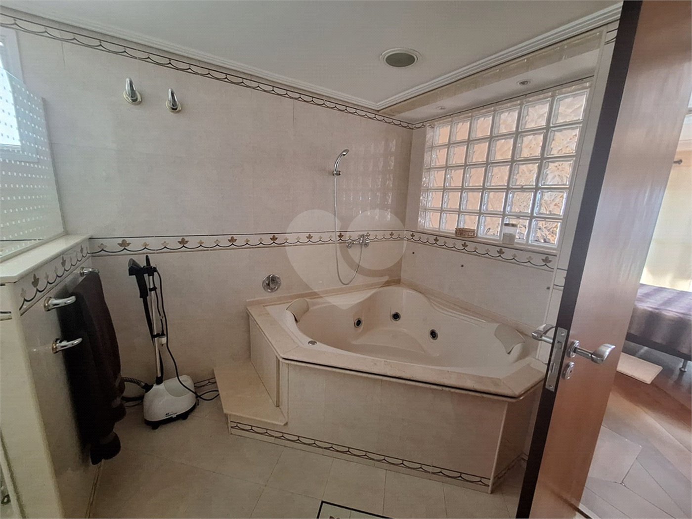 Apartamento à venda com 4 quartos, sendo 2 suítes, em Santana, São Paulo, SP