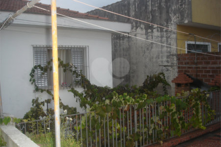 Sobrado à venda com 3 quartos em Parque Casa de Pedra, São Paulo, SP