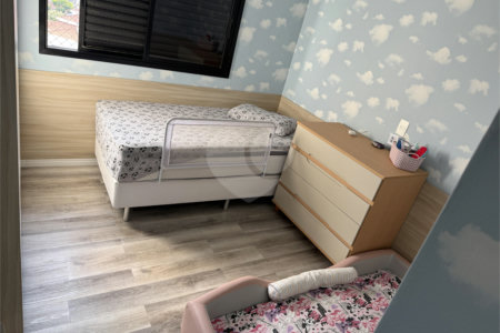 Apartamento à venda com 3 quartos, sendo 1 suíte, em Vila Paulicéia, São Paulo, SP