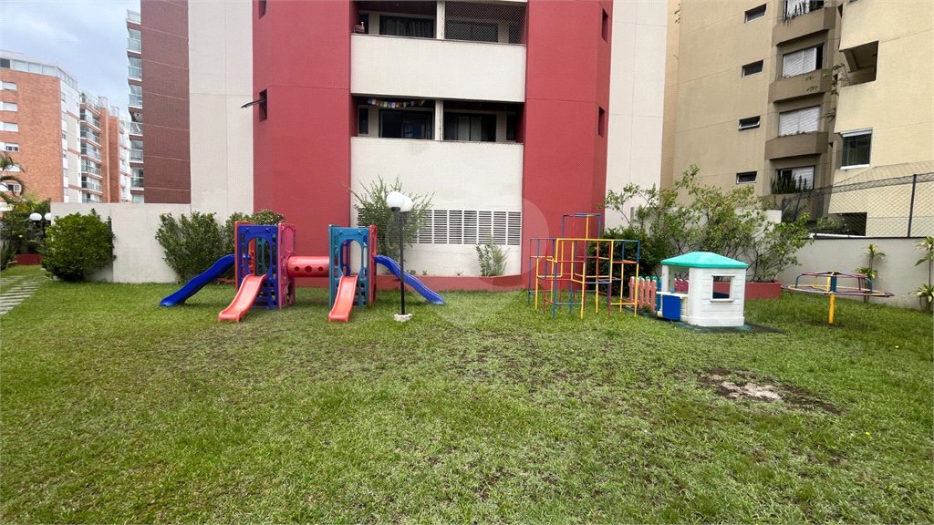 Cobertura à venda com 3 quartos, sendo 2 suítes,  em Vila Ipojuca, São Paulo, SP
