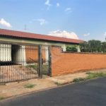 Casa à venda com 3 quartos, sendo 1 suíte, no Centro, Araraquara, SP