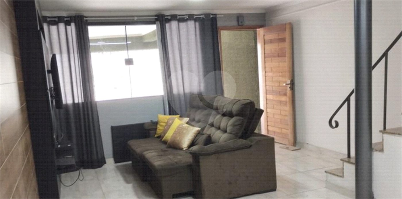 Sobrado à venda com 2 quartos em Vila Maria, São Paulo, SP