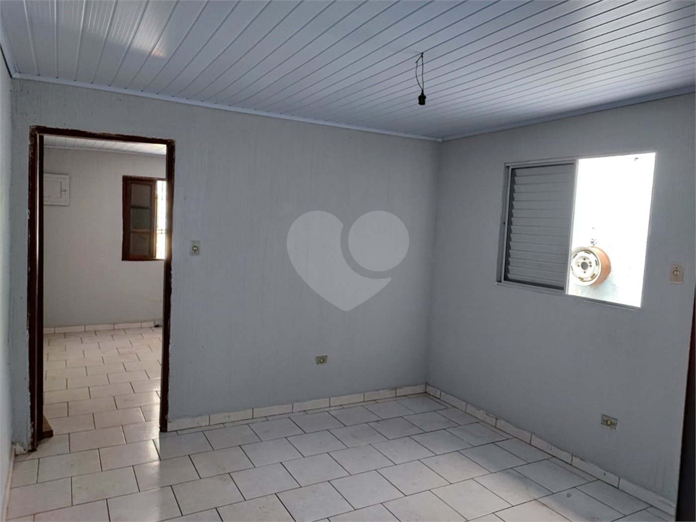 Casa à venda com 2 quartos em Jardim Porteira Grande, São Paulo, SP
