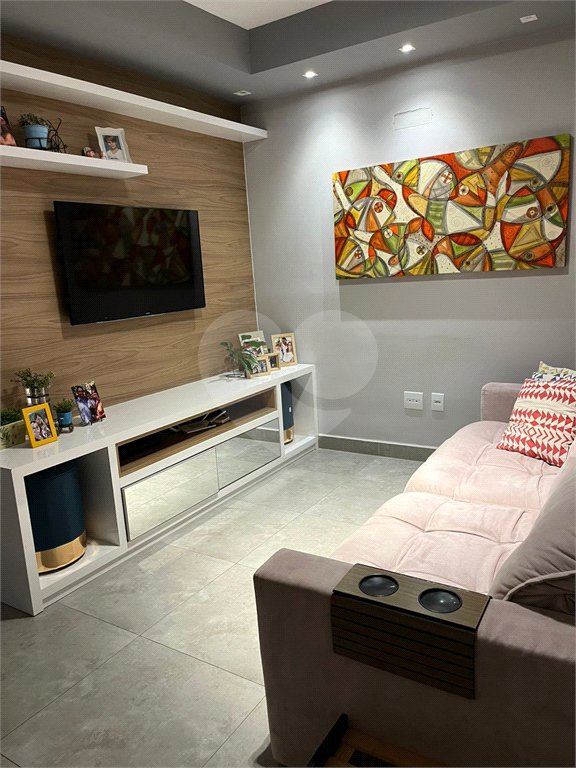 Casa à venda com 3 quartos, sendo 1 suíte,  no condomínio Villagio Imperiale, Louveira - SP