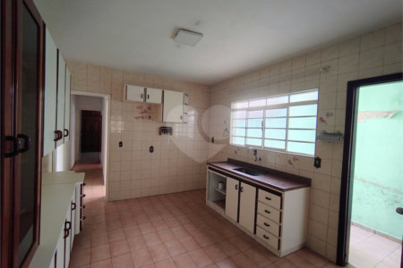 Casa à venda com 2 quartos em Parque Centenário, Jundiaí, SP