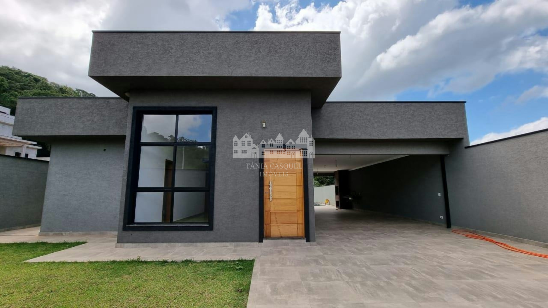 Casa, 3 quartos, 177 m² - Foto 1