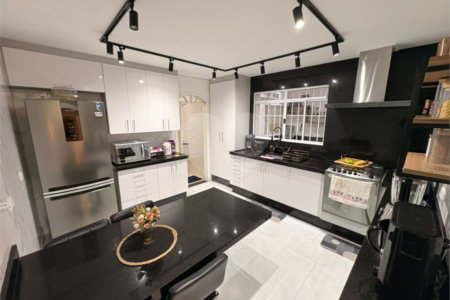 Casa à venda com 3 quartos, sendo 1 suíte, em Jardim Nova Ipanema, Guarulhos, SP