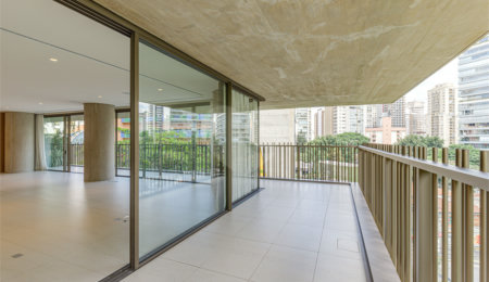 Apartamento à venda com 4 suítes em Moema, São Paulo, SP