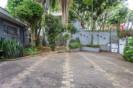 Casa Térrea à venda com 3 quartos, sendo 2 suítes, em Jardim Prudência, São Paulo, SP