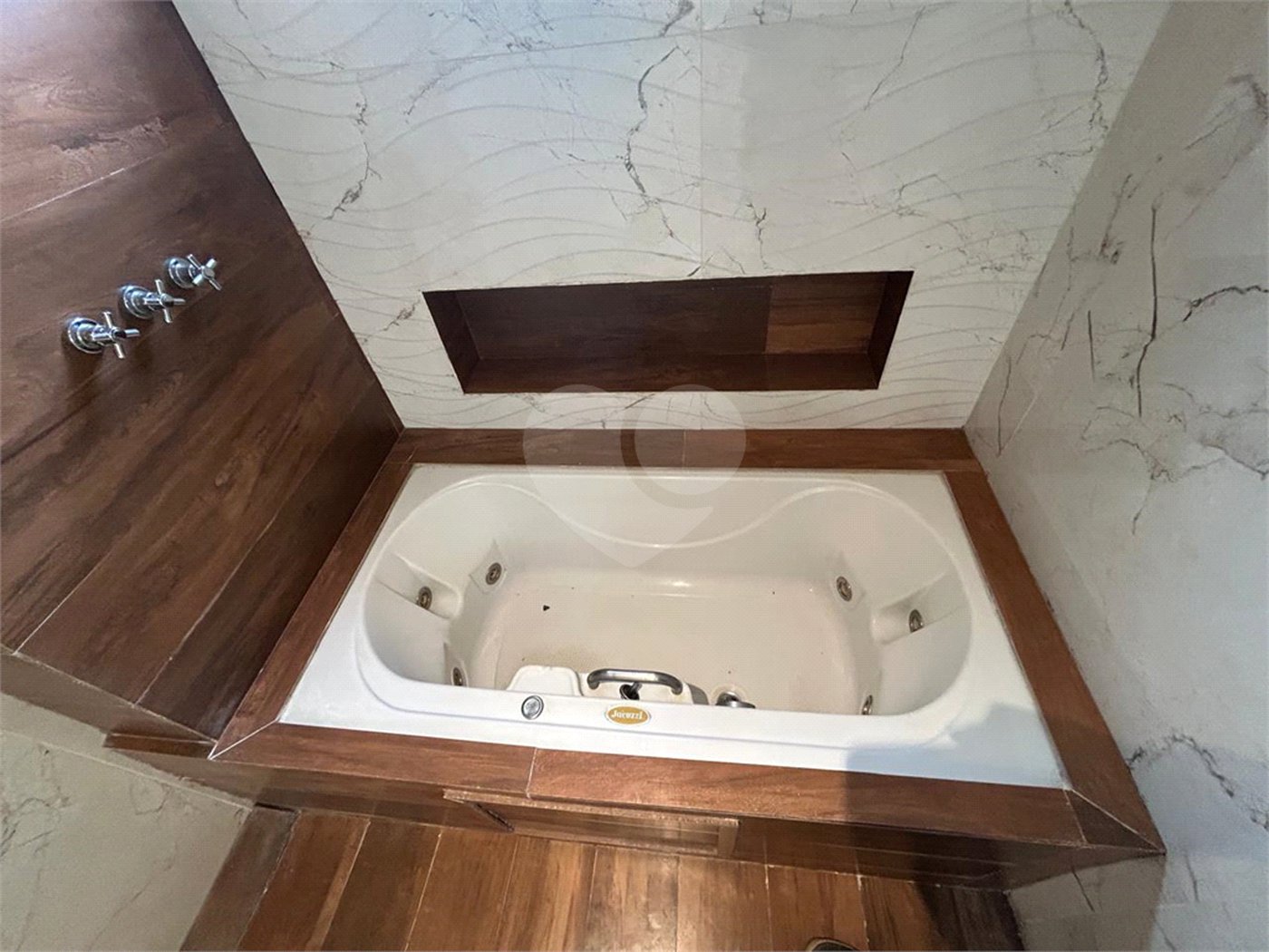 Apartamento à venda com 2 suítes em Parque do Morumbi, São Paulo, SP