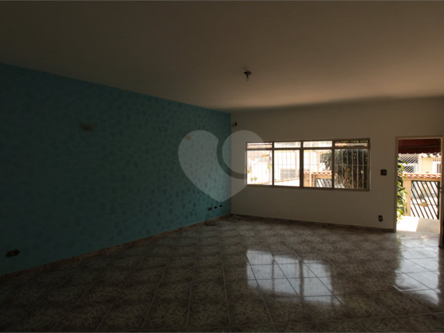 Sobrado à venda com 4 quartos, sendo 1 suíte,  em Vila Isolina Mazzei, São Paulo, SP