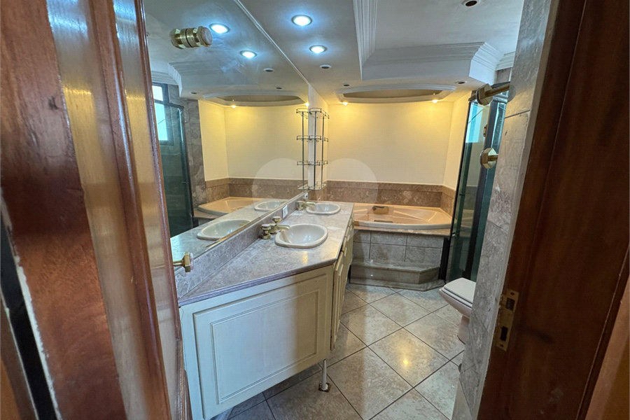 Apartamento à venda com 4 quartos, sendo 3 suítes, em Santana, São Paulo, SP