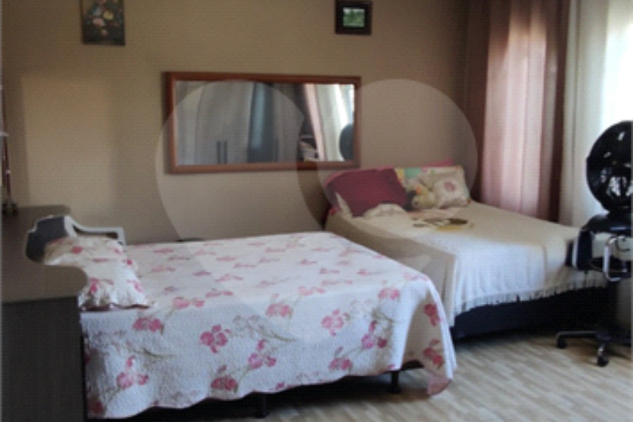 Sobrado à venda com 4 quartos, sendo 1 suíte, em Mandaqui, São Paulo, SP