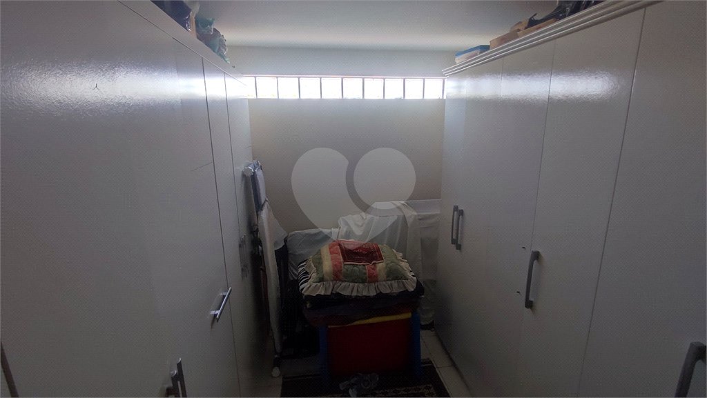 Casa Térrea à venda com 5 quartos em Horto, São Paulo, SP
