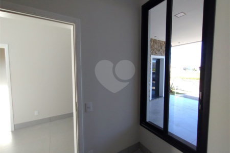 Casa à venda com 3 suítes no condomínio Residencial Golden Ville, Itapetininga - SP
