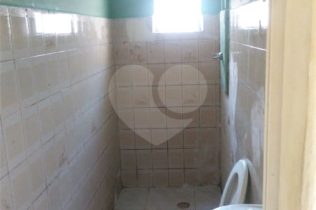 Casa à venda com 4 quartos, sendo 3 suítes, em Jardim Alvinópolis, Atibaia, SP