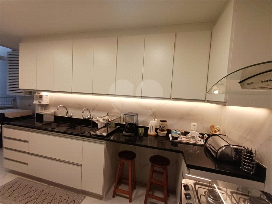 Apartamento à venda com 3 quartos, sendo 1 suíte, em Copacabana, Rio de Janeiro, RJ