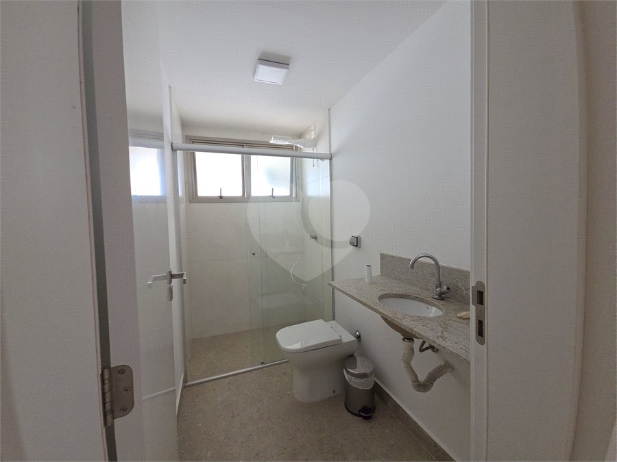 Casa à venda com 4 suítes no condomínio Fazenda Imperial, Sorocaba - SP