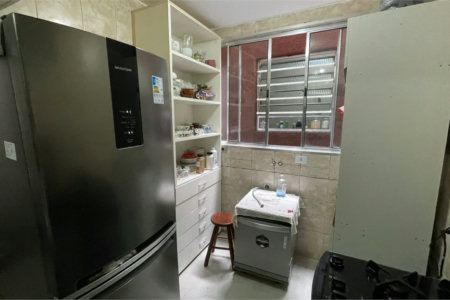 Sobrado à venda com 3 quartos em Jardim Laila, Embu das Artes, SP