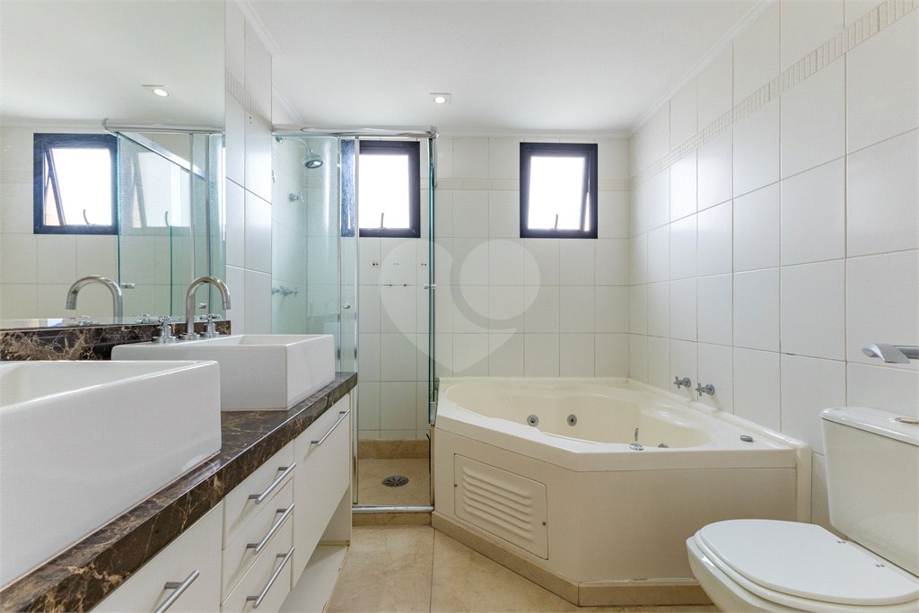 Apartamento à venda com 4 quartos, sendo 3 suítes, em Vila Suzana, São Paulo, SP