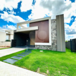 Casa à venda com 3 suítes no condomínio Villa Jardim, Cuiabá - MT
