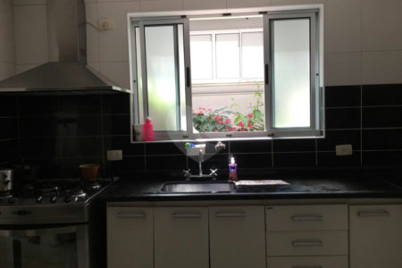 Sobrado à venda com 3 quartos, sendo 1 suíte, em Aclimação, São Paulo, SP